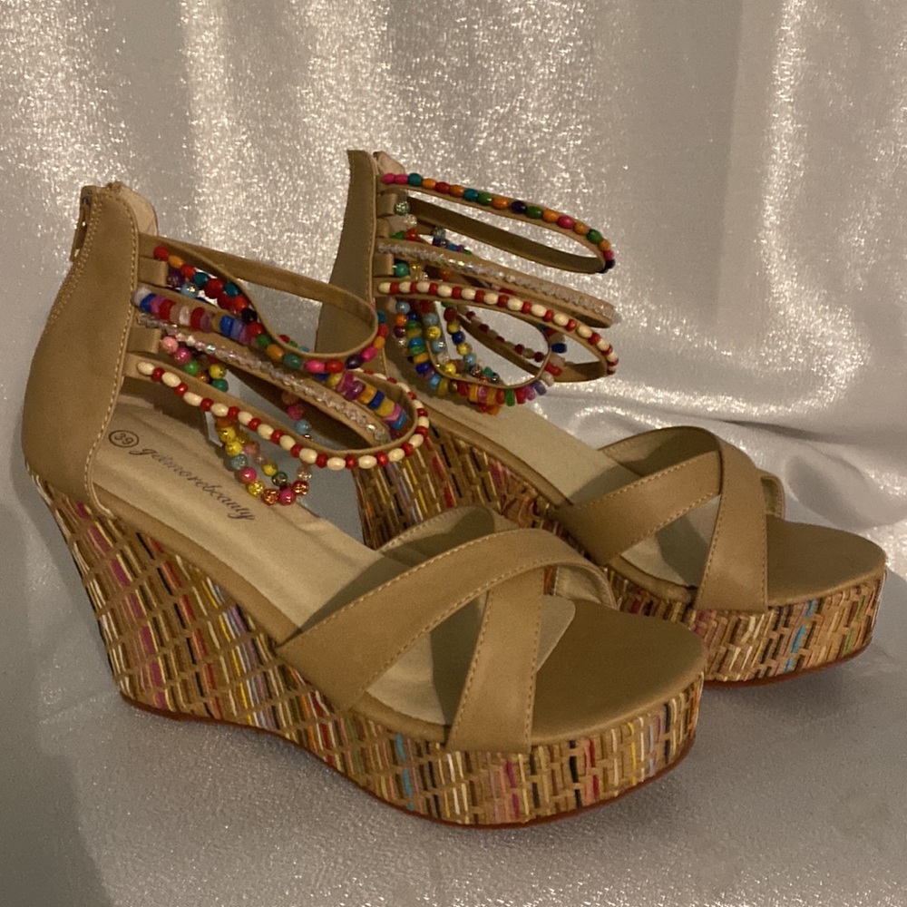 Sandals beige ankle strap